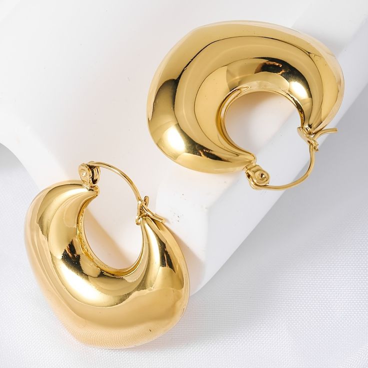 Gilded Aura Earrings
