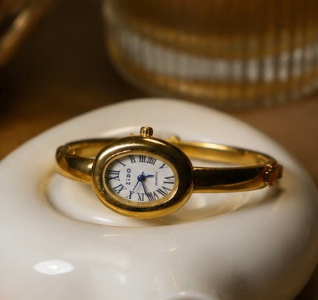 Oval classic watch
